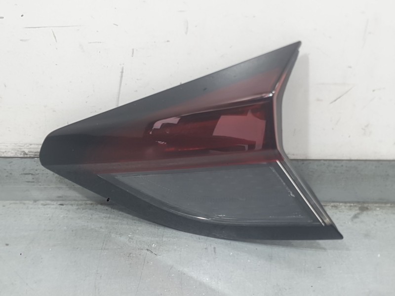 Recambio de piloto trasero derecho interior para opel corsa f (p2jo) 1.5 (68) referencia OEM IAM 9830096180  