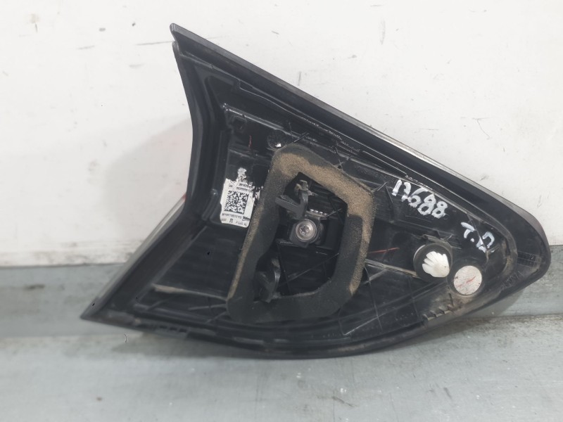 Recambio de piloto trasero derecho interior para opel corsa f (p2jo) 1.5 (68) referencia OEM IAM 9830096180  