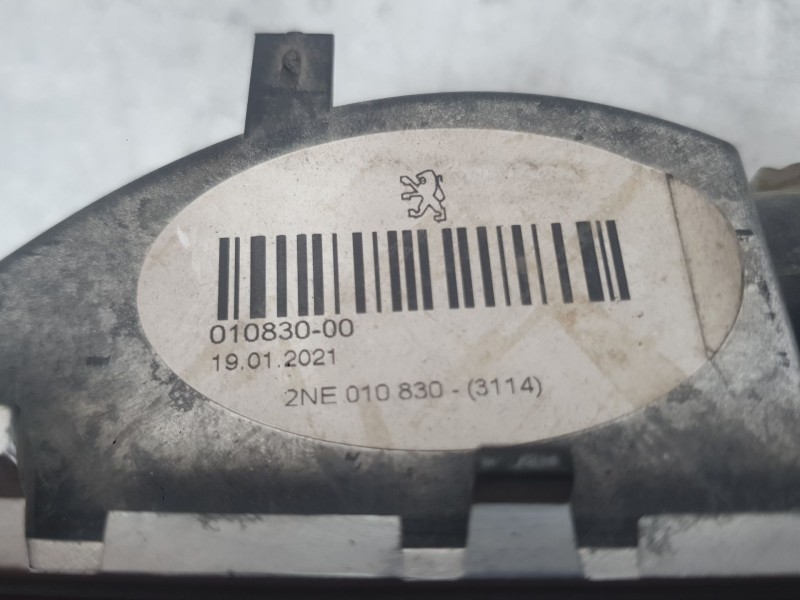 Recambio de piloto trasero central para opel corsa f (p2jo) 1.5 (68) referencia OEM IAM   