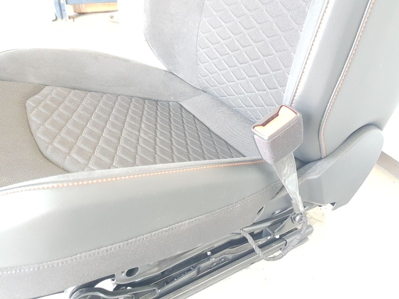 Recambio de asiento delantero derecho para seat ateca (kh7, khp) 2.0 tdi referencia OEM IAM 2Q4881106L C/AIRBAG 