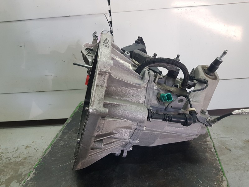 Recambio de caja cambios para renault megane iv hatchback (b9a/m/n_) 1.5 dci 110 (b9a3) referencia OEM IAM TL4086 6VELOCIDADES 0