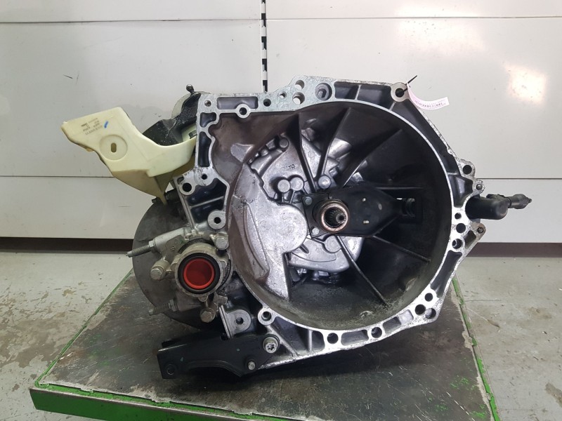 Recambio de caja cambios para peugeot 2008 i (cu_) 1.6 bluehdi 100 referencia OEM IAM 20ET27 7952634B 1616353680