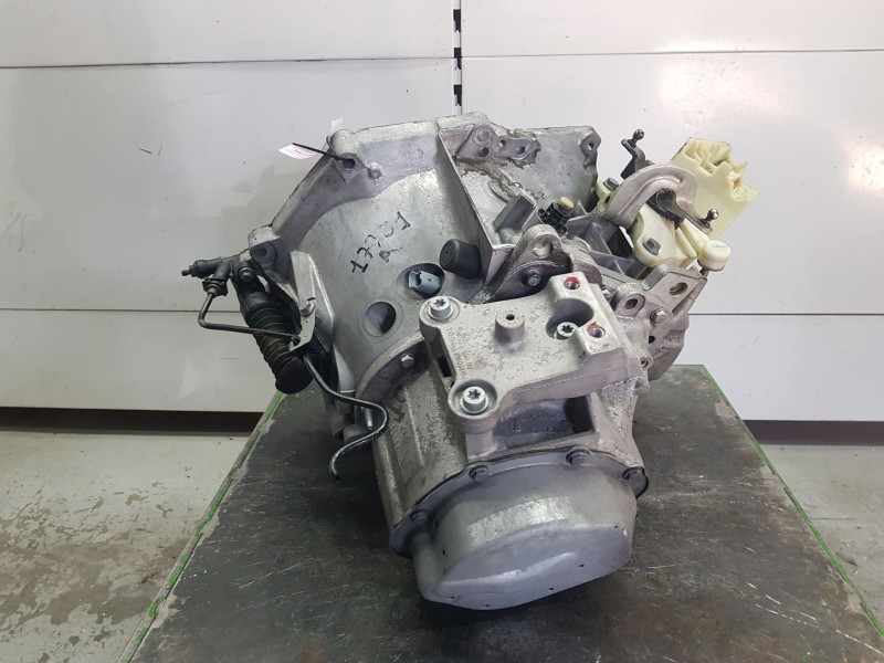 Recambio de caja cambios para peugeot 2008 i (cu_) 1.6 bluehdi 100 referencia OEM IAM 20ET27 7952634B 1616353680
