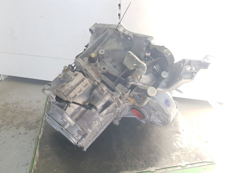 Recambio de caja cambios para citroën c3 iii (sx) 1.5 bluehdi 100 (sxyhyp, sxyhtu) referencia OEM IAM 20V243 2177234 