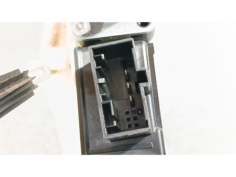 Recambio de elevalunas trasero izquierdo para volkswagen polo vi (aw1, bz1, ae1) 1.0 tsi referencia OEM IAM 2G6839461E  