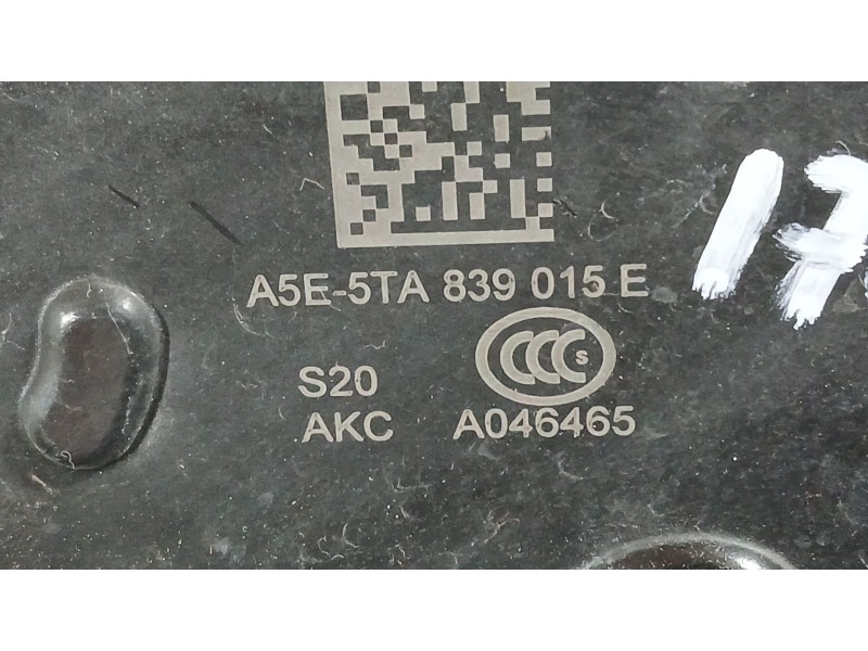 Recambio de cerradura puerta trasera izquierda para volkswagen polo vi (aw1, bz1, ae1) 1.0 tsi referencia OEM IAM 5TA839015Q  