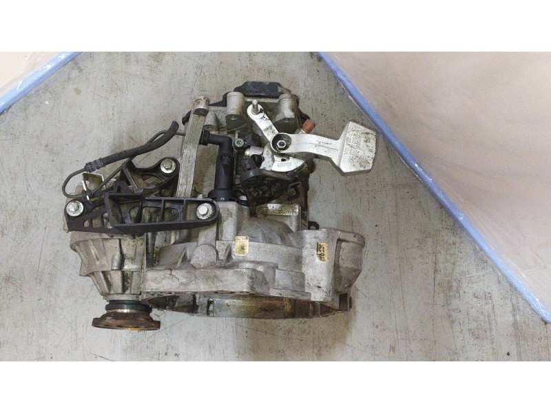 Recambio de caja cambios para volkswagen golf vi (5k1) 1.6 tdi referencia OEM IAM LUB 0A4300046HX 