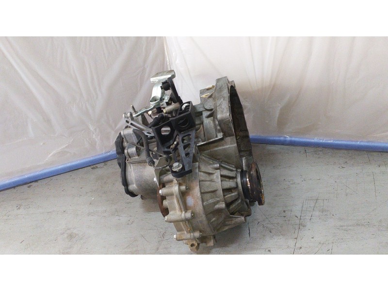 Recambio de caja cambios para volkswagen golf vi (5k1) 1.6 tdi referencia OEM IAM LUB 0A4300046HX 