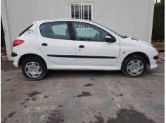 PEUGEOT 206 BERLINA