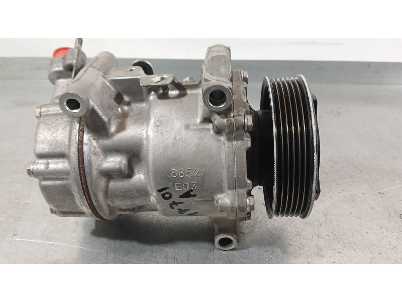 Recambio de compresor aire acondicionado para peugeot 2008 i (cu_) 1.6 bluehdi 100 referencia OEM IAM 9815198580  