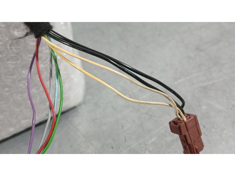 Recambio de retrovisor izquierdo para peugeot 2008 i (cu_) 1.6 bluehdi 100 referencia OEM IAM 1611240680  