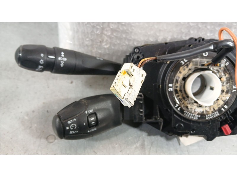 Recambio de mando luces y limpia para peugeot 2008 i (cu_) 1.6 bluehdi 100 referencia OEM IAM 98154507ZD  