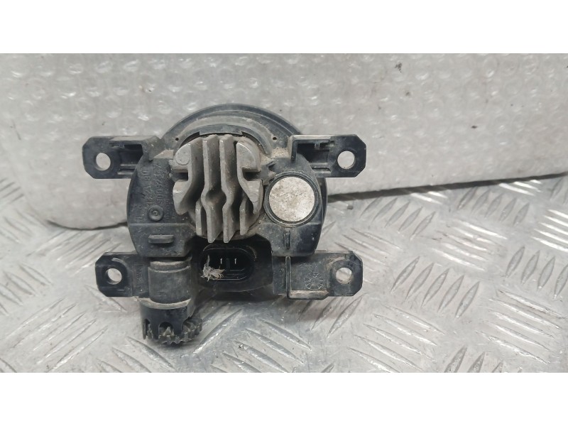 Recambio de faro antiniebla derecho para peugeot 2008 ii (ud_, us_, uy_, uj_, ur_, uc_) 1.5 bluehdi 110 (udyhsk) referencia OEM 