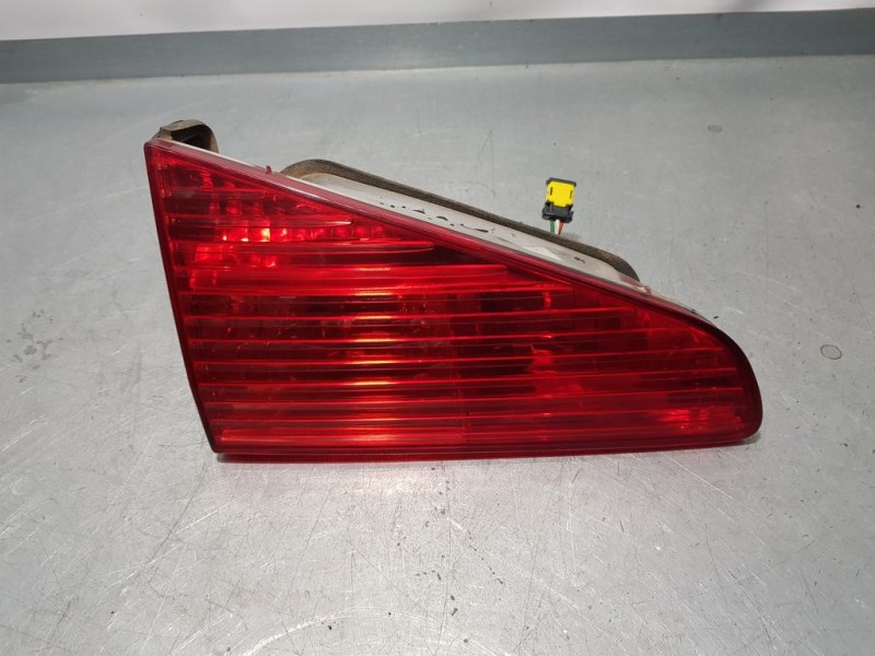 Recambio de piloto trasero izquierdo para peugeot 607 (s1) pack referencia OEM IAM   INTERIOR