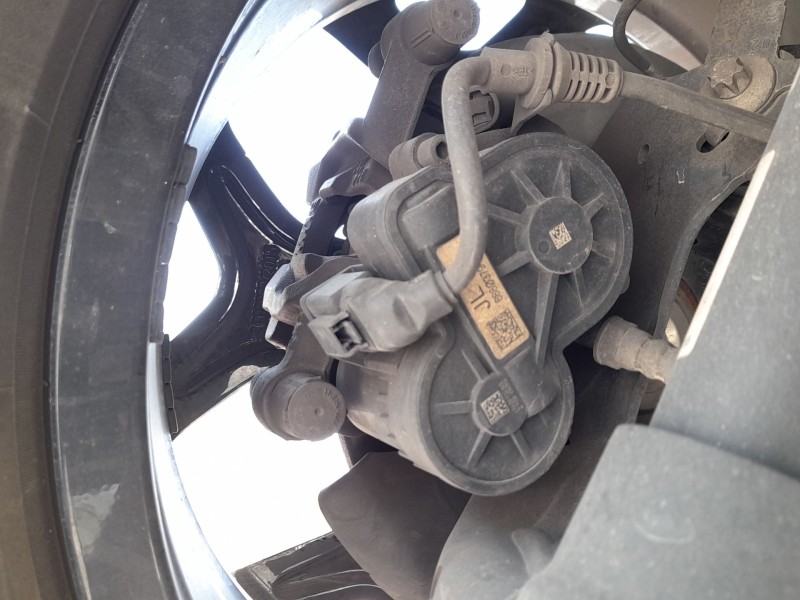 Recambio de pinza freno trasera izquierda para bmw x1 (f48) sdrive 18 d referencia OEM IAM 34116860265 34206883025 