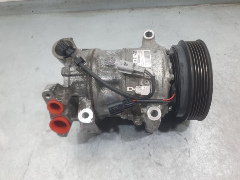 Recambio de compresor aire acondicionado para renault megane iv hatchback (b9a/m/n_) 1.5 dci 110 (b9a3) referencia OEM IAM 92600