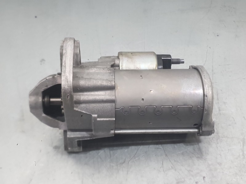 Recambio de motor arranque para renault megane iv hatchback (b9a/m/n_) 1.5 dci 110 (b9a3) referencia OEM IAM 233004868R BOSCH 00