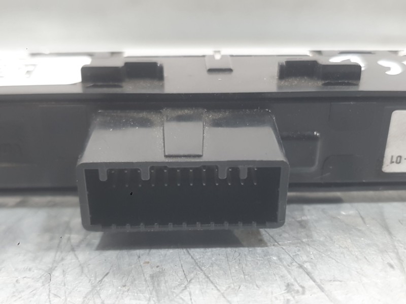 Recambio de mando multifuncion para renault megane iv hatchback (b9a/m/n_) 1.5 dci 110 (b9a3) referencia OEM IAM   