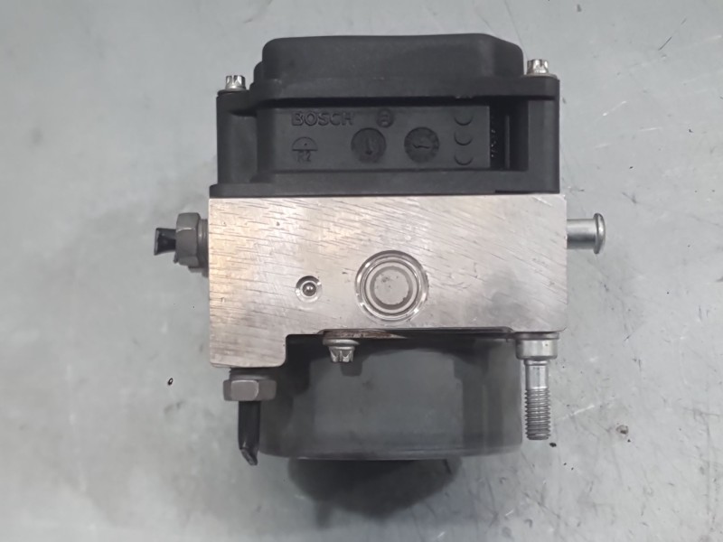 Recambio de abs para nissan note (e12) 1.5 dci referencia OEM IAM 476603VU8B  