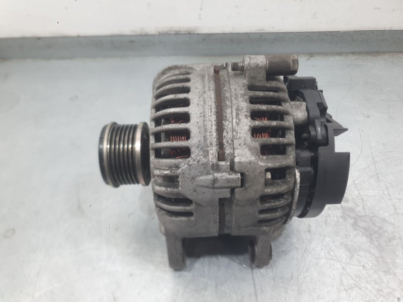 Recambio de alternador para nissan note (e12) 1.5 dci referencia OEM IAM 231003VD1A  