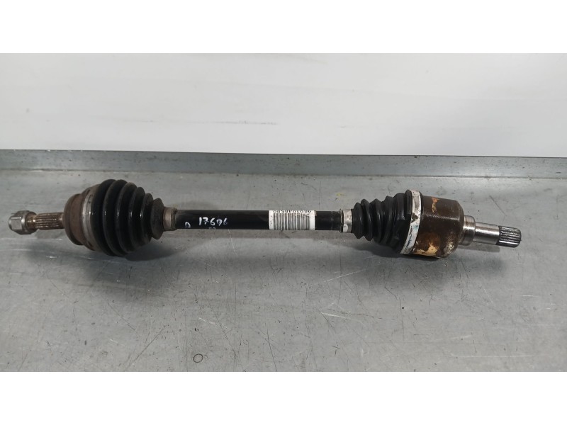 Recambio de transmision delantera izquierda para citroën c3 iii (sx) 1.5 bluehdi 100 (sxyhyp, sxyhtu) referencia OEM IAM 9800387