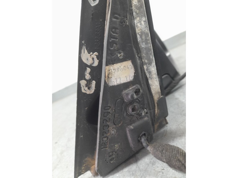 Recambio de retrovisor derecho para audi a2 (8z0) 1.4 referencia OEM IAM 8Z1858532 ELECTRICO 