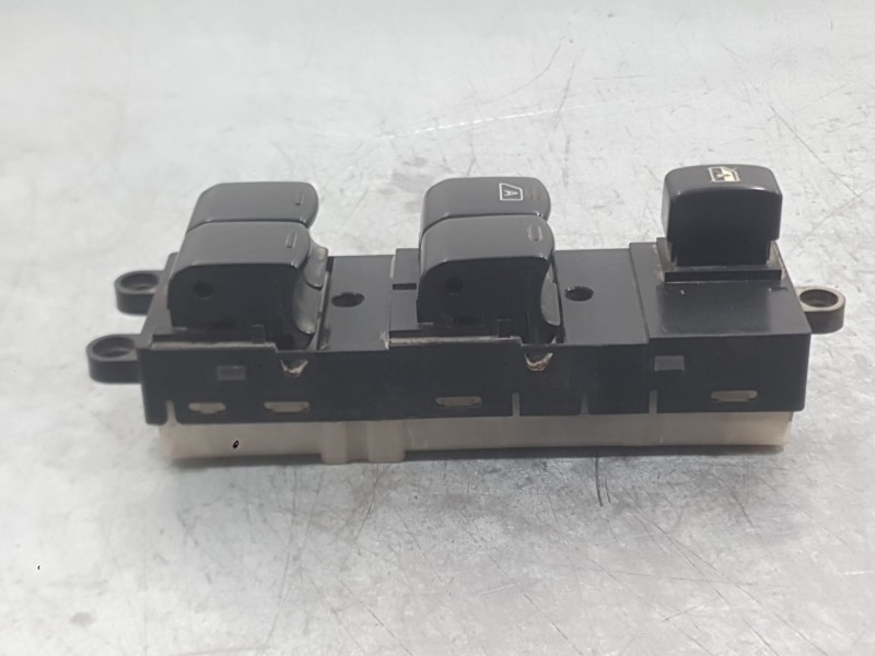 Recambio de mando elevalunas delantero izquierdo para nissan note (e12) 1.5 dci referencia OEM IAM 254013BB0C  