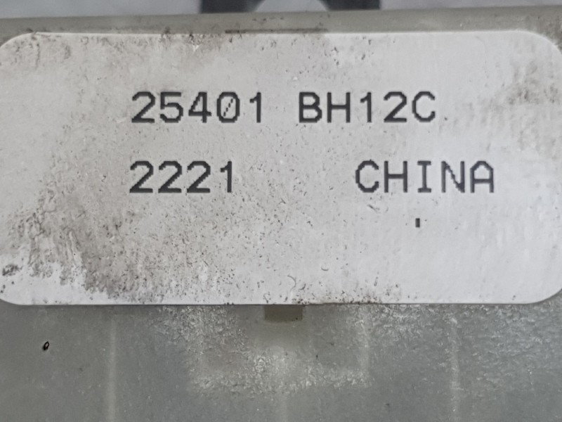 Recambio de mando elevalunas delantero izquierdo para nissan note (e12) 1.5 dci referencia OEM IAM 254013BB0C  