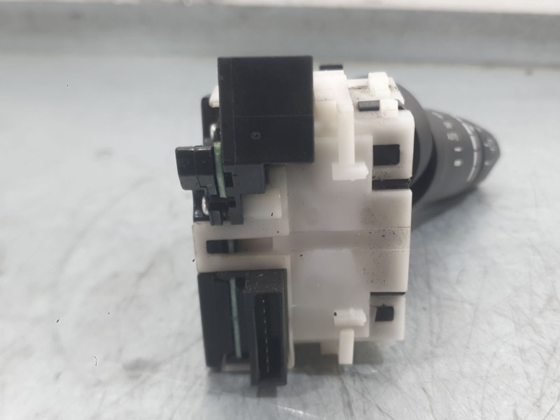Recambio de mando limpia para nissan note (e12) 1.5 dci referencia OEM IAM   