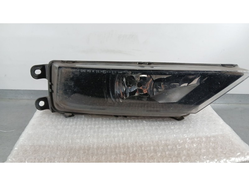 Recambio de faro antiniebla derecho para volkswagen tiguan (ad1, ax1) 1.5 tsi referencia OEM IAM 5NA941700B  10472080000