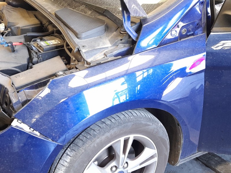 Recambio de aleta delantera izquierda para ford focus iii 1.0 ecoboost referencia OEM IAM 2171304  