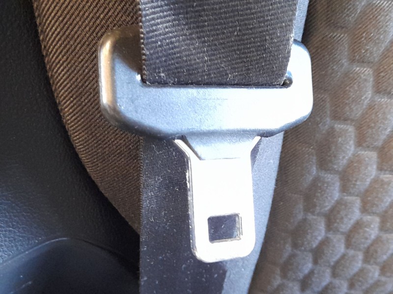 Recambio de cinturon seguridad trasero derecho para ford focus iii 1.0 ecoboost referencia OEM IAM 1743695  