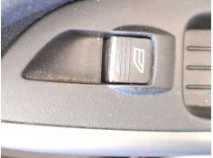 MANDO ELEVALUNAS DELANTERO DERECHO F1ET14529AA 