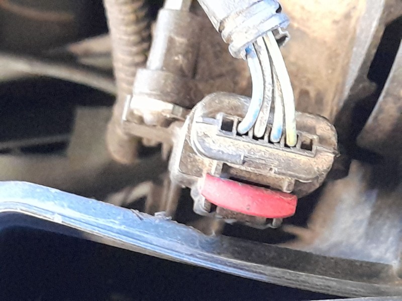 Recambio de caudalimetro para ford focus iii 1.0 ecoboost referencia OEM IAM 1480570  
