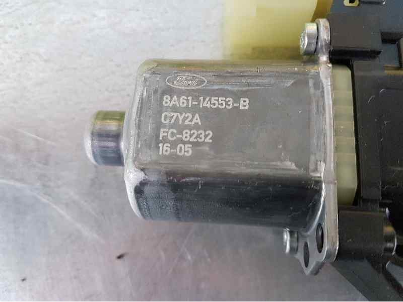 Recambio de motor elevalunas delantero derecho para ford fiesta (ccn) st-line referencia OEM IAM 0130822619 8A6114553B 6 PINS