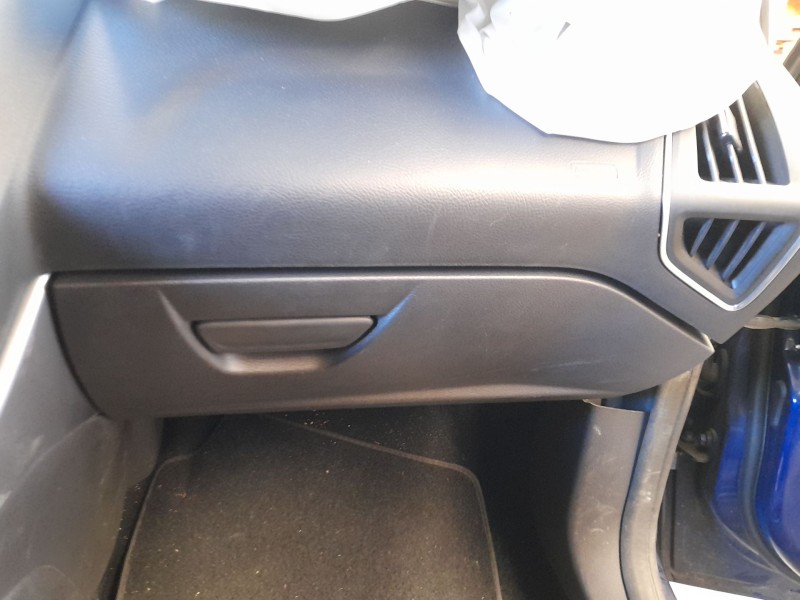 Recambio de guantera para ford focus iii 1.0 ecoboost referencia OEM IAM 1750276  