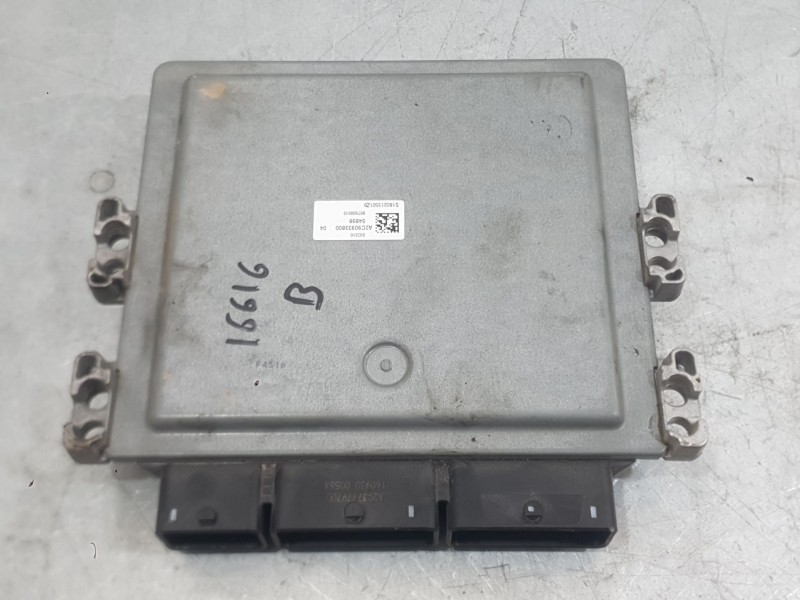 Recambio de centralita motor uce para renault megane iv hatchback (b9a/m/n_) 1.5 dci 110 (b9a3) referencia OEM IAM 237107343R  