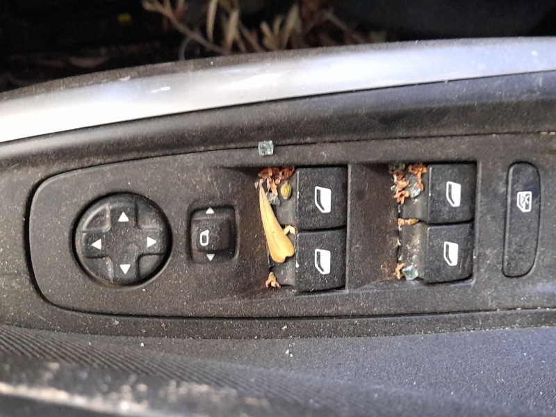 Recambio de mando elevalunas delantero izquierdo para opel grandland / grandland x (a18, p1uo) 1.6 turbo d (75) referencia OEM I