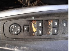 MANDO ELEVALUNAS DELANTERO IZQUIERDO C/MANDO RETROVISOR 