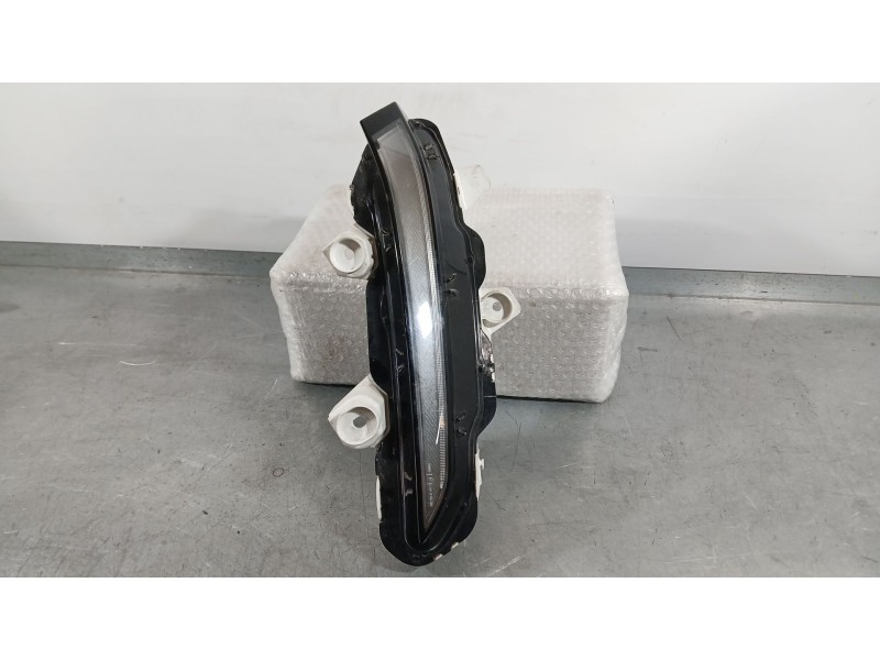 Recambio de piloto delantero izquierdo para peugeot 2008 ii (ud_, us_, uy_, uj_, ur_, uc_) 1.2 puretech 100 referencia OEM IAM  