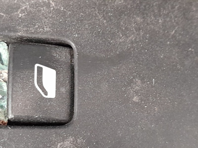 Recambio de mando elevalunas delantero derecho para opel grandland / grandland x (a18, p1uo) 1.6 turbo d (75) referencia OEM IAM
