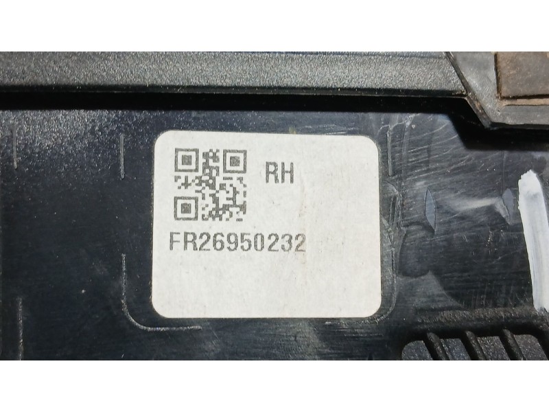 Recambio de piloto trasero derecho interior para peugeot 2008 ii (ud_, us_, uy_, uj_, ur_, uc_) 1.2 puretech 100 referencia OEM 