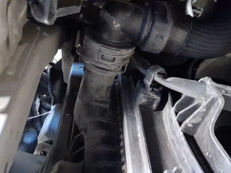 Recambio de radiador agua para opel grandland / grandland x (a18, p1uo) 1.6 turbo d (75) referencia OEM IAM 9675747980  