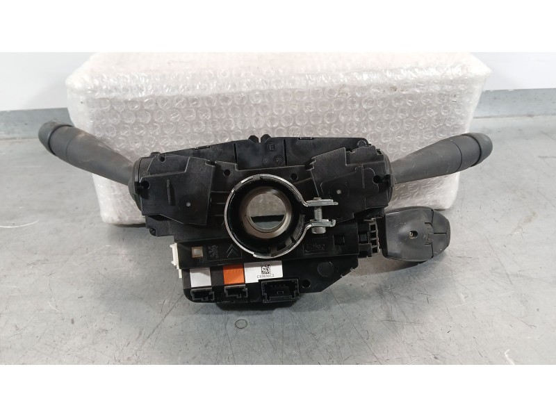 Recambio de mando luces y limpia para peugeot 2008 ii (ud_, us_, uy_, uj_, ur_, uc_) 1.2 puretech 100 referencia OEM IAM 9835198