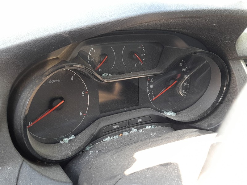 Recambio de cuadro instrumentos para opel grandland / grandland x (a18, p1uo) 1.6 turbo d (75) referencia OEM IAM 9831138780  