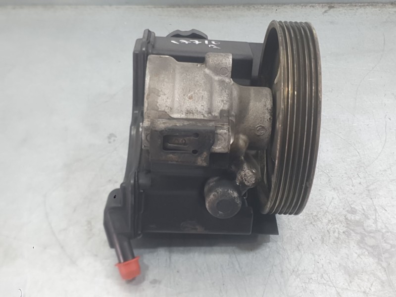 Recambio de bomba direccion para peugeot 206 hatchback (2a/c) 1.4 i referencia OEM IAM 4007KX  