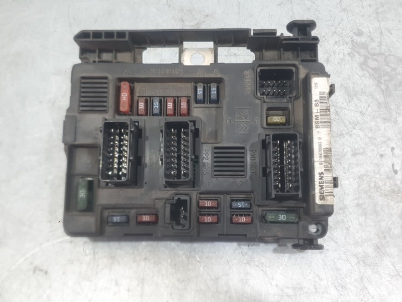 Recambio de caja reles / fusibles para peugeot 206 hatchback (2a/c) 1.4 i referencia OEM IAM   