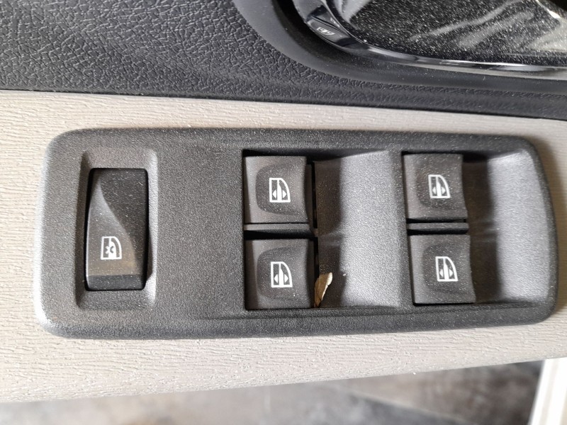 Recambio de mando elevalunas delantero izquierdo para dacia lodgy (js_) 1.5 dci referencia OEM IAM 254110431R  