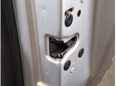 CERRADURA PUERTA TRASERA DERECHA 825020953R 