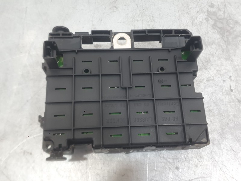 Recambio de caja reles / fusibles para peugeot 307 sw (3h) 2.0 hdi 110 referencia OEM IAM 6500Y1  